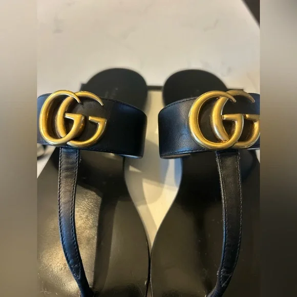 GUCCI GG MARMONT THONG SANDAL - Picture 2 of 16